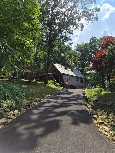 50 Shawnee Trl, Chatsworth, GA 30705