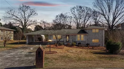 3284 Bernard Dr, Marietta, GA 30066