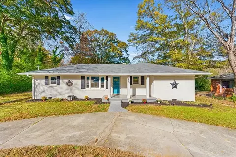 1426 Thunderwood Ln SW, Mableton, GA 30126