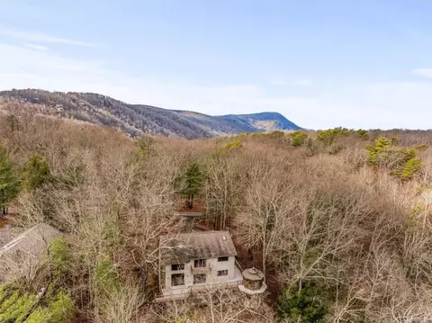 View/Area - 576 Apache Trl, Chatsworth, GA 30705 photo 6 of 7