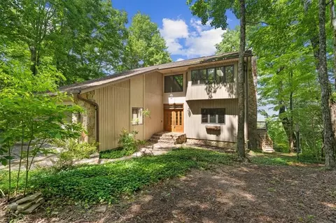 Exterior - 576 Apache Trl, Chatsworth, GA 30705 photo 2 of 32