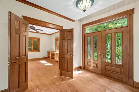 Entry Way - 576 Apache Trl, Chatsworth, GA 30705 photo 2 of 3