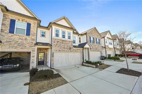 Exterior - 1102 Lossie Ln, Grayson, GA 30017 photo 4 of 10