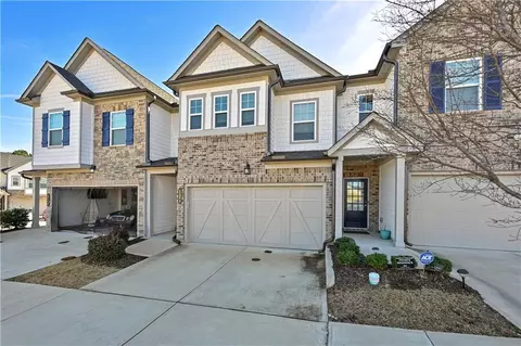 Exterior - 1102 Lossie Ln, Grayson, GA 30017 photo 3 of 10