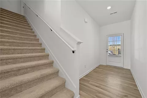 Entry Way - 1102 Lossie Ln, Grayson, GA 30017 photo 2 of 5