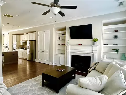 6580 Aria Village Dr, Sandy Springs, GA 30328