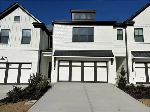 4151 Millstone Park Ln, Gainesville, GA 30504