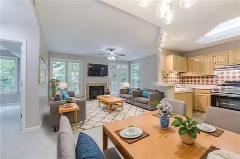 915 Mcgill Park Ave NE, Atlanta, GA 30312