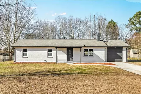 693 Highland Loop, Lawrenceville, GA 30046