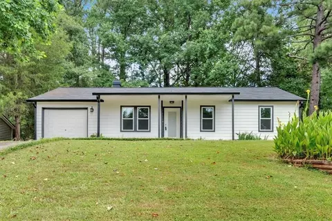 3240 Fescue Cir, Lawrenceville, GA 30044