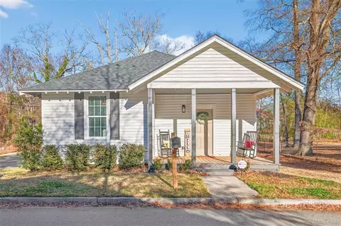 126 W 5th St, Monroe, GA 30655