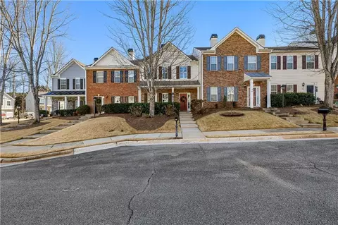 100 Portico Pl, Newnan, GA 30265