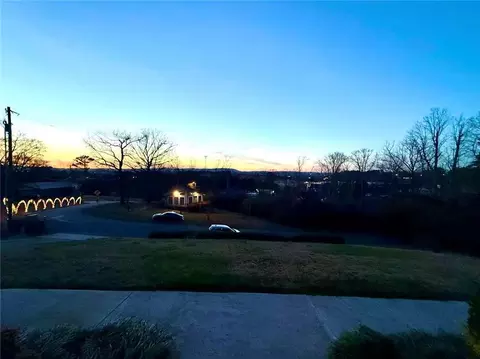 136 Hillcrest Dr, Ringgold, GA 30736