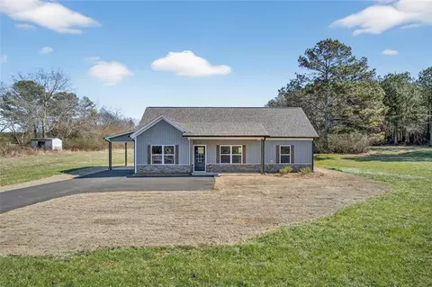 525 Grogan Rd, Buchanan, GA 30113