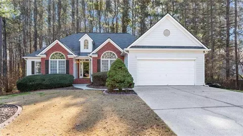 311 Wesley Dr, Acworth, GA 30101