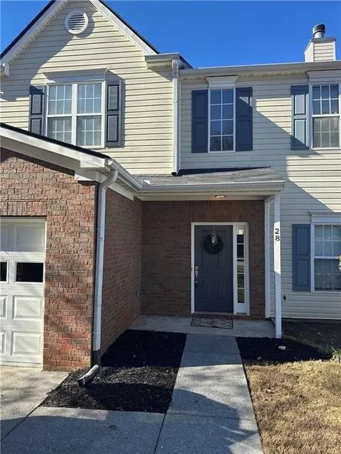 28 Hampton Dr, Cartersville, GA 30121