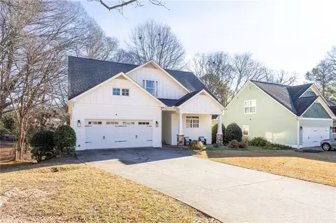 4784 Logan Rd, Acworth, GA 30101