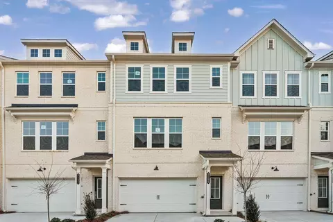 3195 Eastham Run Dr, Dacula, GA 30019