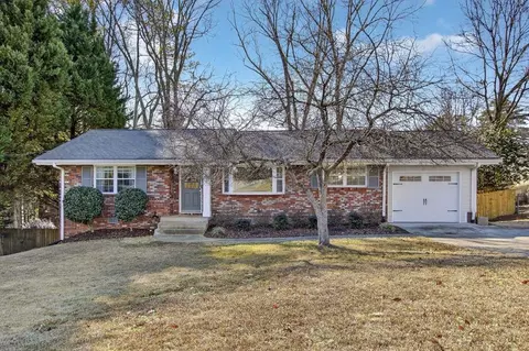 626 Rosedale Dr SE, Smyrna, GA 30082