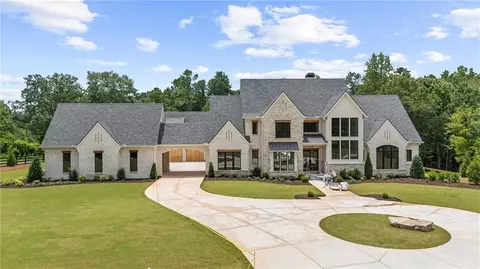 113 Hickory Flat Rd, Alpharetta, GA 30004