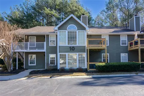 1003 Berkeley Woods Dr, Duluth, GA 30096