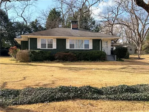 1104 Park Cir NW, Conyers, GA 30012