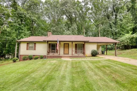 66 Dogwood Ln, Covington, GA 30014