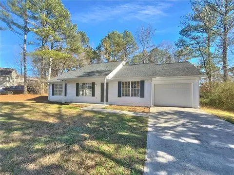 40 Canefield Dr, Cartersville, GA 30120