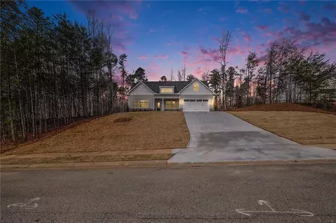 5563 Wheeler Plantation Dr, Murrayville, GA 30564