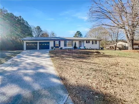 1224 Murray Cir SW, Marietta, GA 30064
