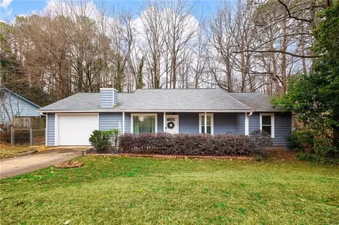 1572 Kings Ridge Dr, Norcross, GA 30093