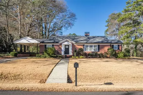 211 Sunset Dr, Lindale, GA 30147