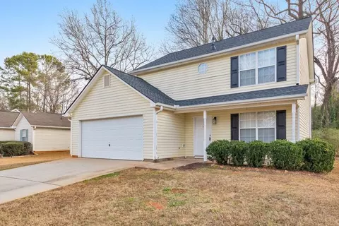Exterior - 334 Fallview Dr, Mcdonough, GA 30253 photo 2 of 5