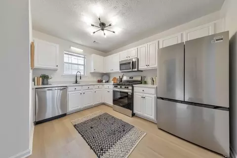 Kitchen - 334 Fallview Dr, Mcdonough, GA 30253 photo 2 of 3