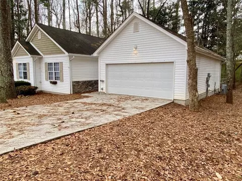 542 Waddell St, Bremen, GA 30110