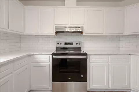 Kitchen - 35 Springfield Way, Covington, GA 30016 photo 4 of 4