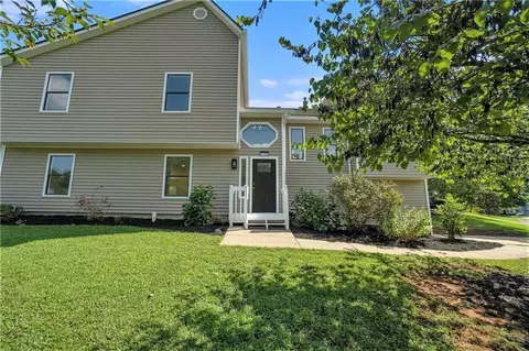 1100 Sallete Ct, Marietta, GA 30066