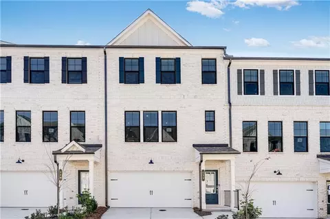522 Provence Gate Ln, Lawrenceville, GA 30044