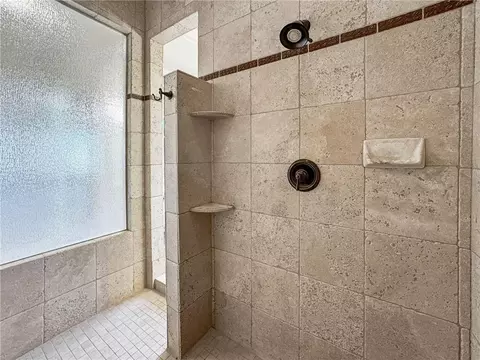 Bath - 118 Whitestone Dr, Mcdonough, GA 30253 photo 4 of 7