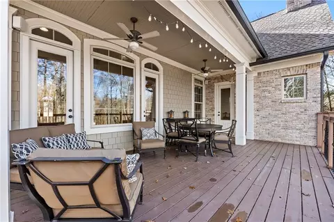 Exterior - 118 Whitestone Dr, Mcdonough, GA 30253 photo 6 of 12