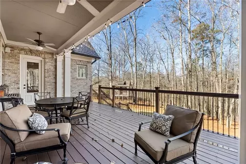 Exterior - 118 Whitestone Dr, Mcdonough, GA 30253 photo 5 of 12