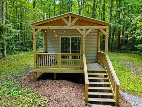 414 Twin Mountain Lake Cir, Talking Rock, GA 30175