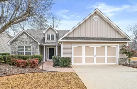 258 Memory Ln, Winder, GA 30680