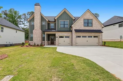 2219 Reserve Park Ln, Lawrenceville, GA 30043