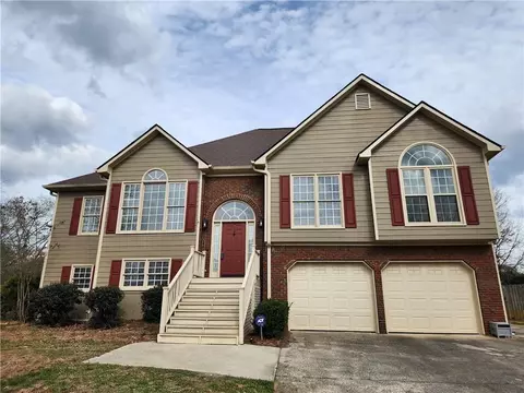 12 Green Apple Ct, Taylorsville, GA 30178