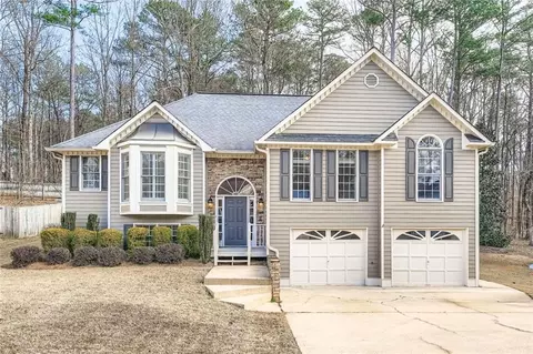 3031 Clove Tree Ln, Woodstock, GA 30189
