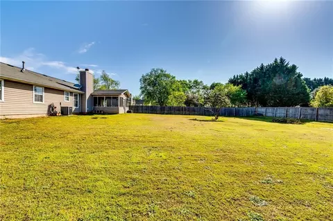 2582 Rosecommons Dr, Hampton, GA 30228 photo 14