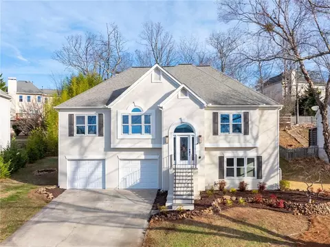874 Soaring Cir, Marietta, GA 30062