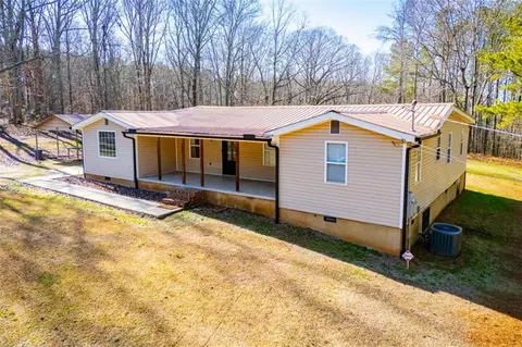 3646 Jones Mill Rd, Carrollton, GA 30116