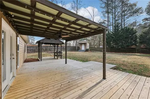 Exterior - 665 Herring Rd, Grayson, GA 30017 photo 12 of 16